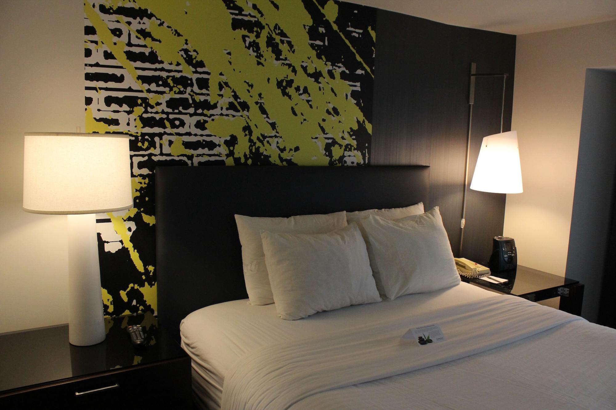 Comfort Inn & Suites Baltimore Inner Harbor Extérieur photo